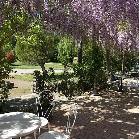 Bed & Breakfast Chambres D'hotes Chez Gustou 3*